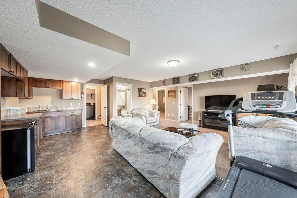 415 SUNRISE Hill