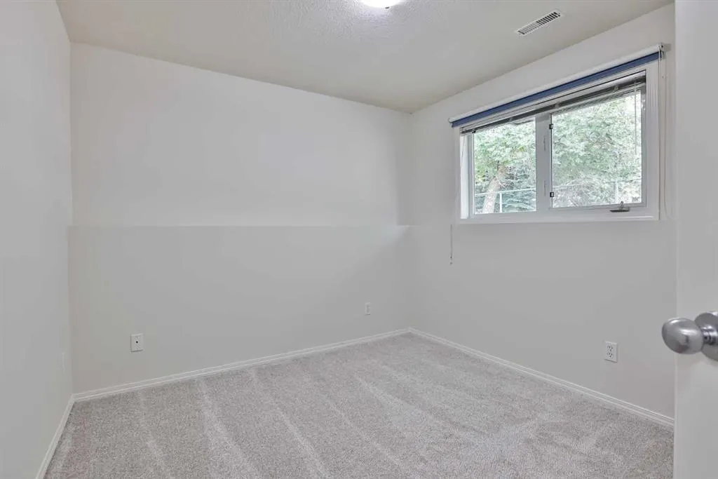 545 9 Avenue N, #4