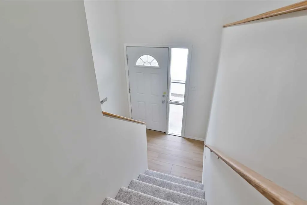 545 9 Avenue N, #4