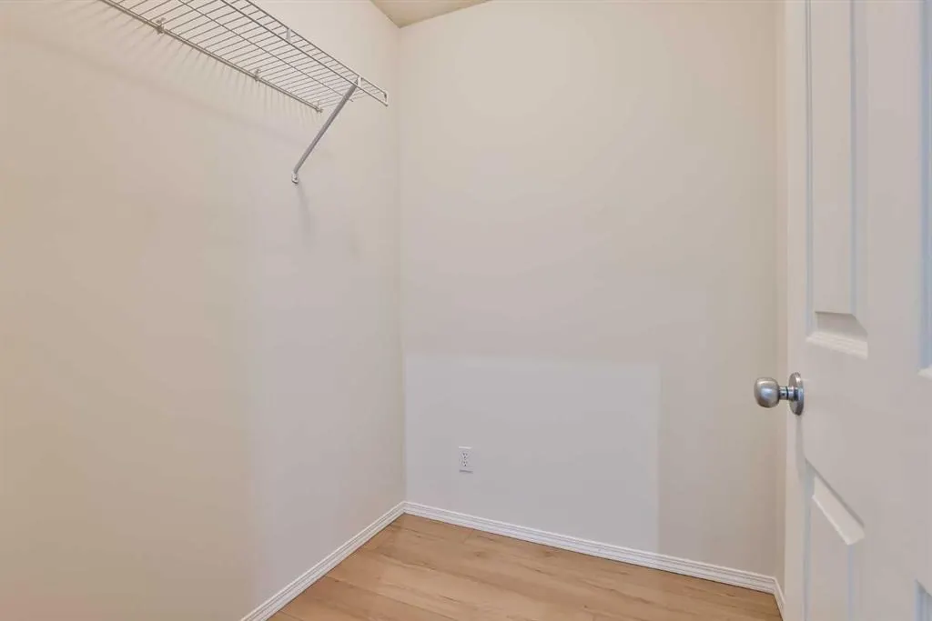 545 9 Avenue N, #4