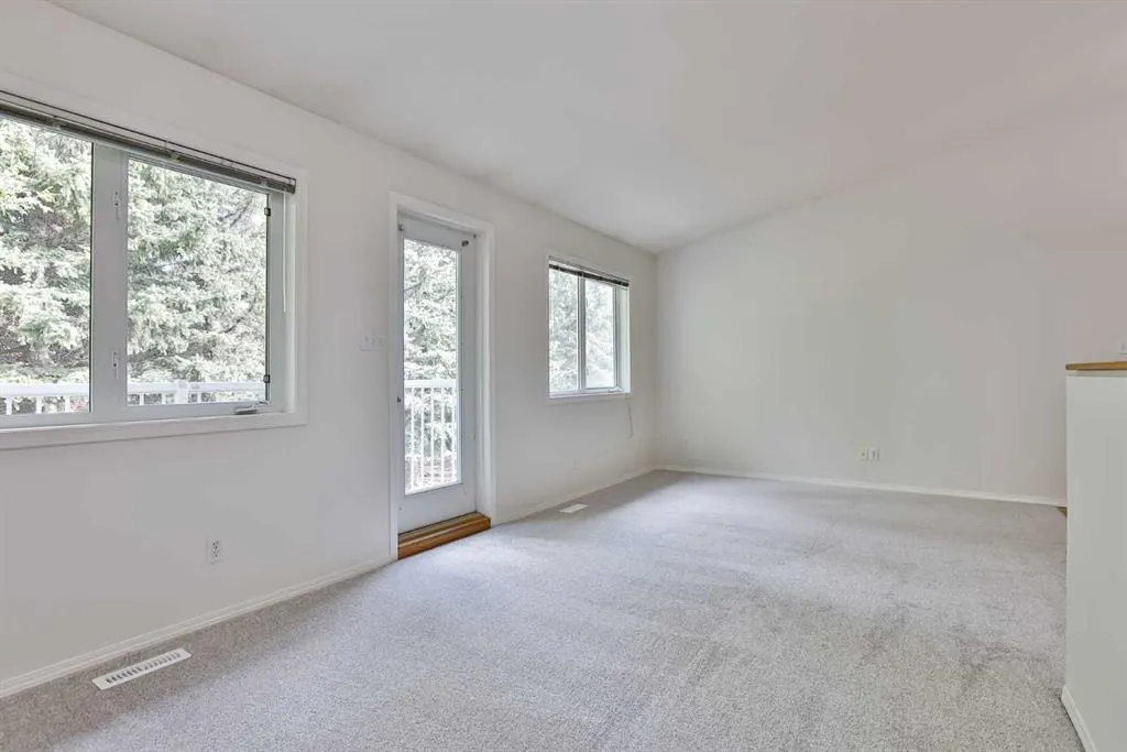545 9 Avenue N, #4