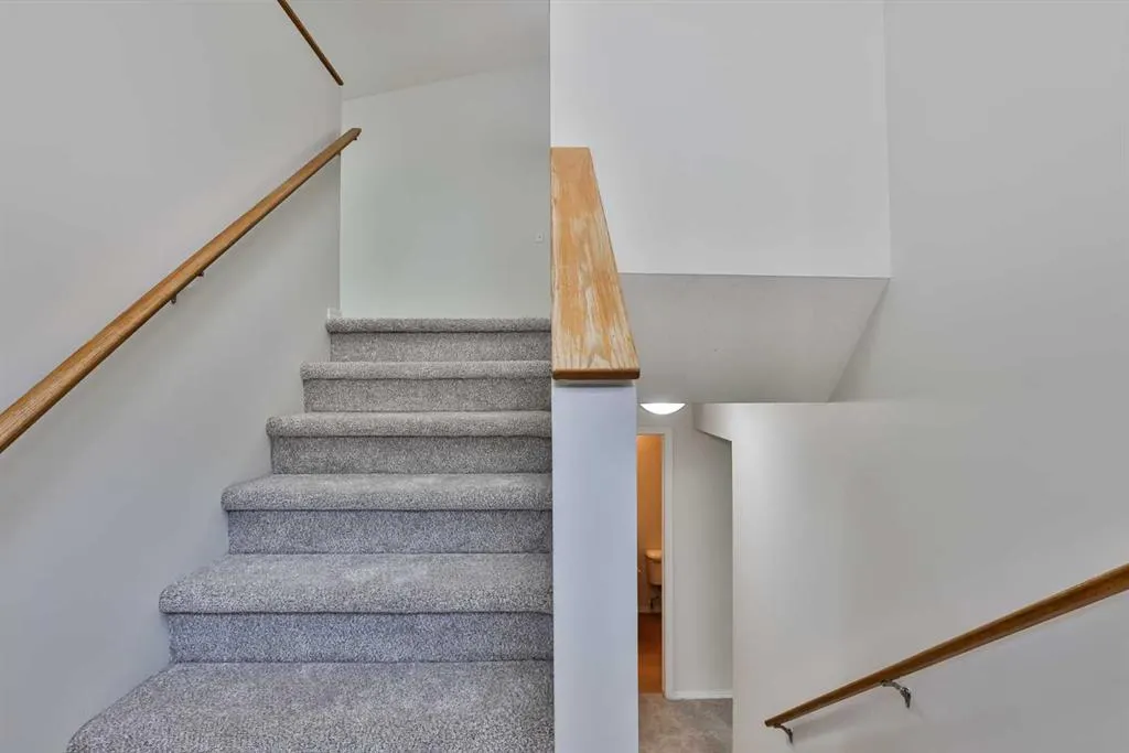 545 9 Avenue N, #4