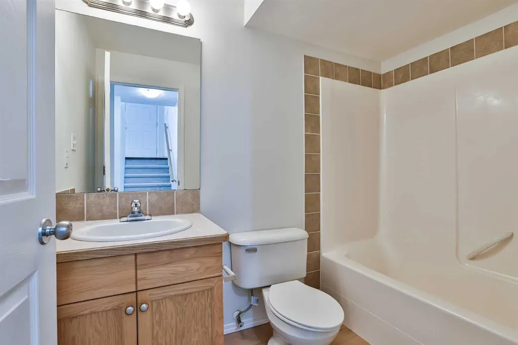 545 9 Avenue N, #4