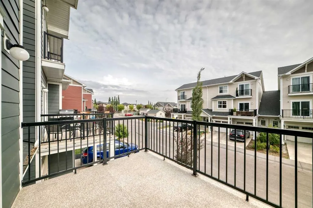 881 Sage Valley Boulevard NW, #804