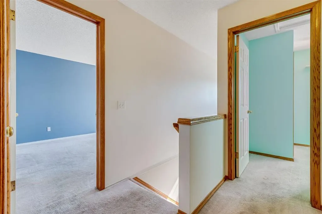 26 River Rock Crescent SE
