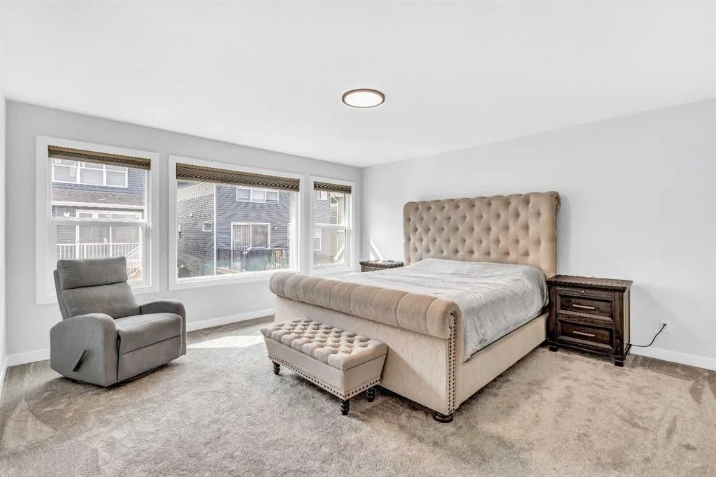 53 Amblehurst Gardens NW