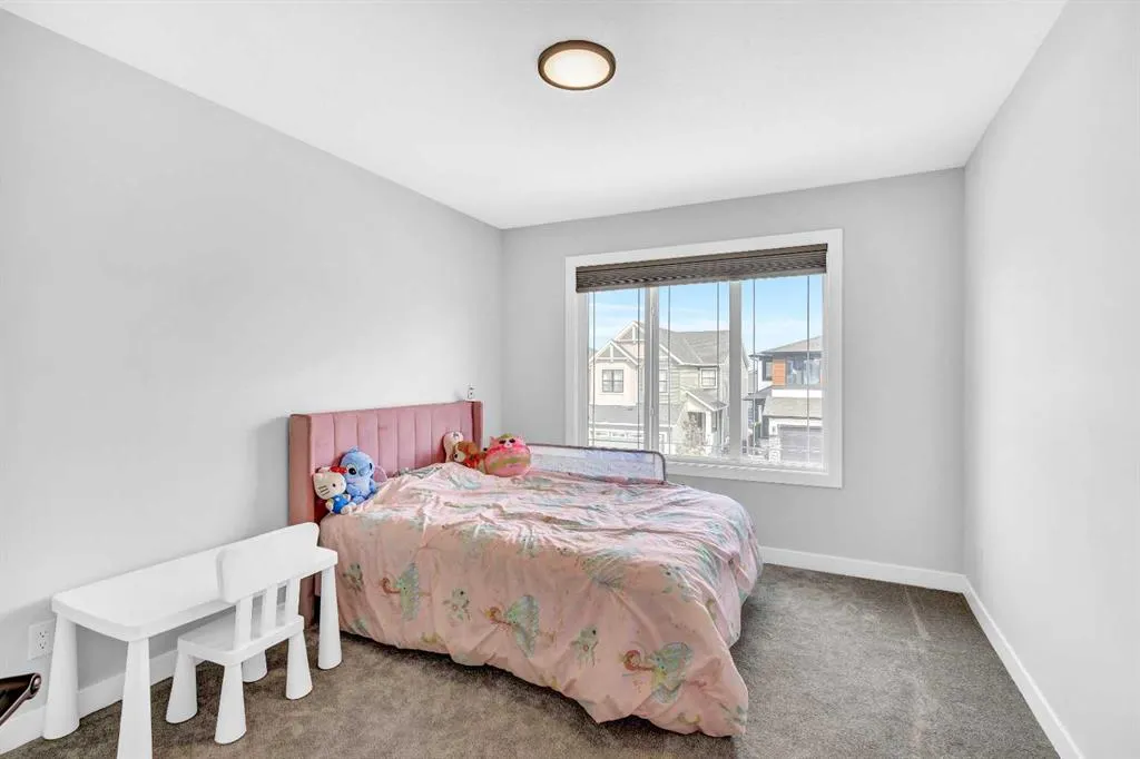 53 Amblehurst Gardens NW