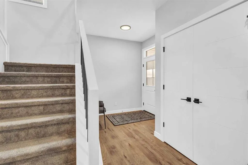 53 Amblehurst Gardens NW