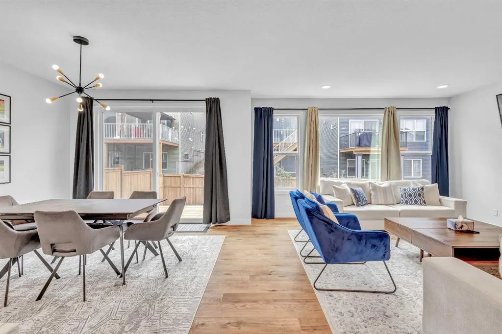 53 Amblehurst Gardens NW