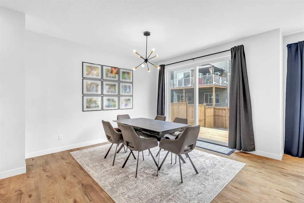 53 Amblehurst Gardens NW
