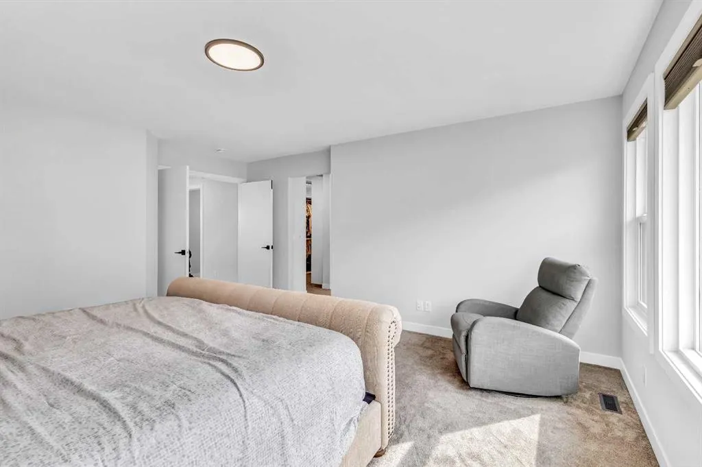 53 Amblehurst Gardens NW