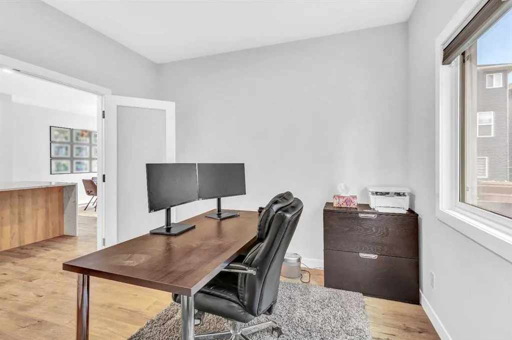 53 Amblehurst Gardens NW