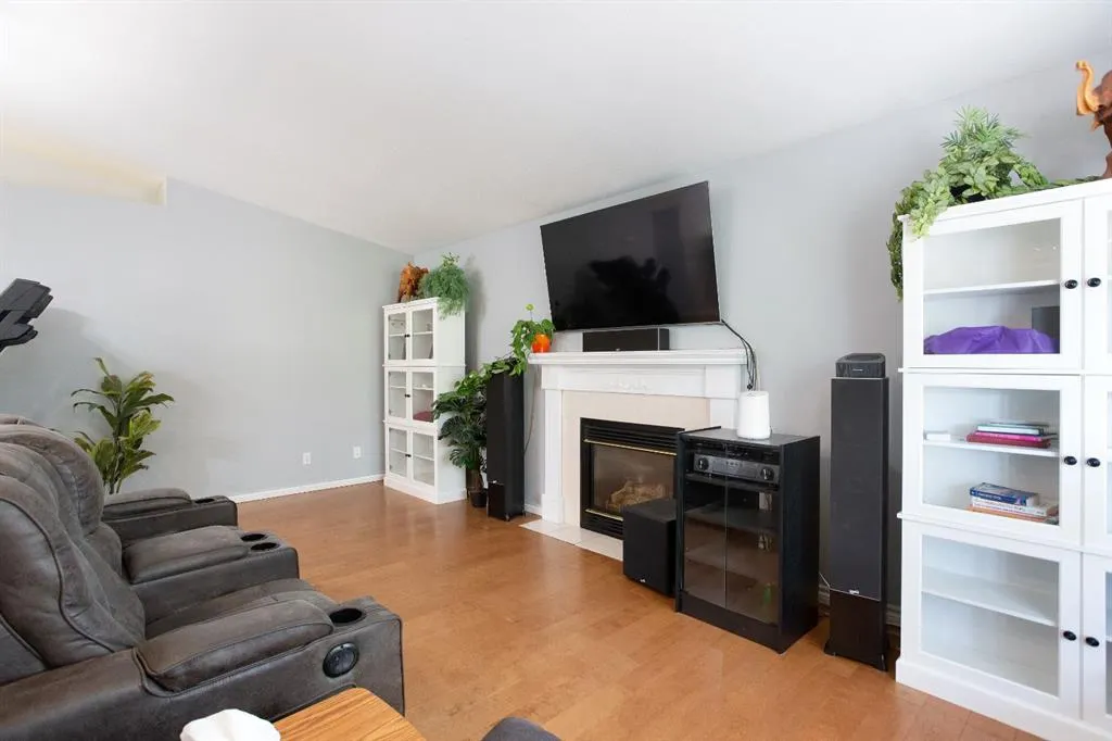 828 Pioneer Drive