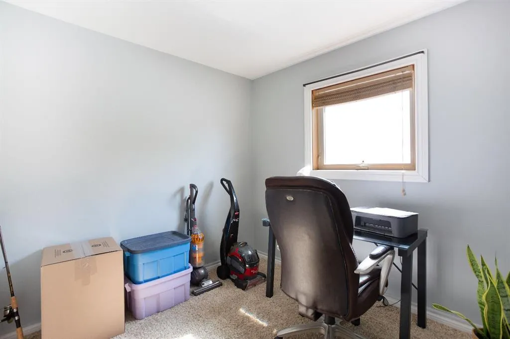 828 Pioneer Drive