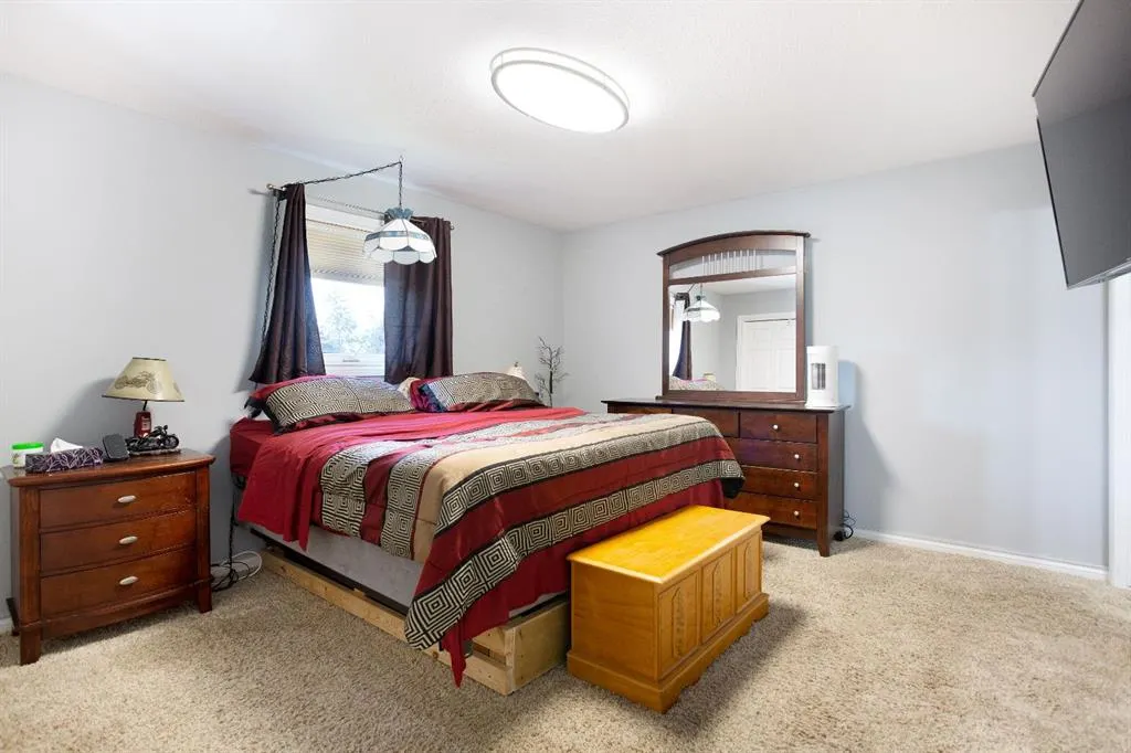 828 Pioneer Drive