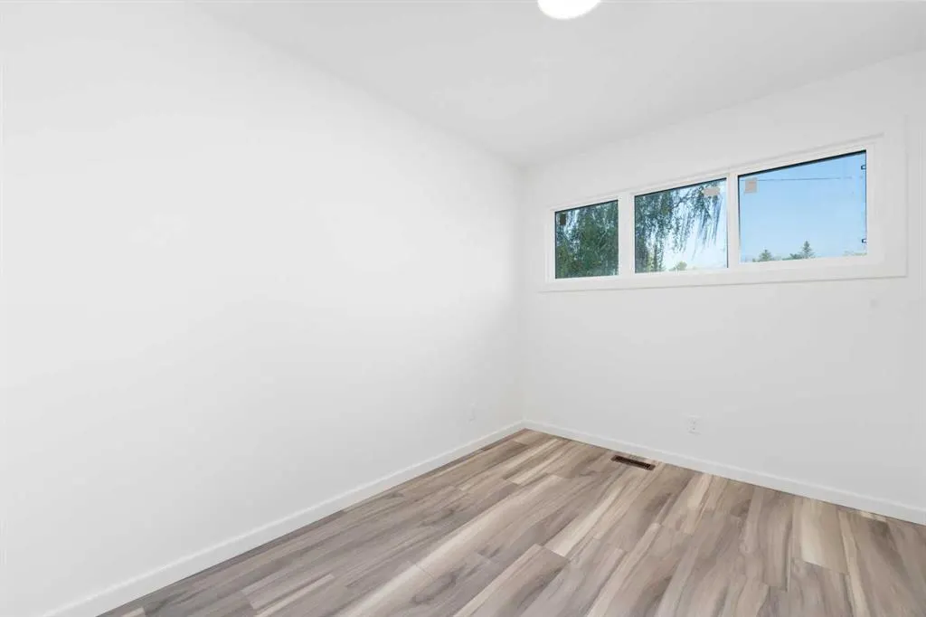 28 Henefer Road SW