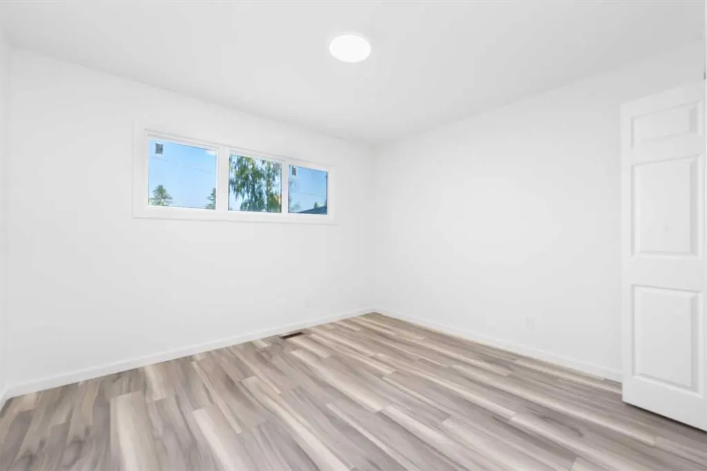 28 Henefer Road SW