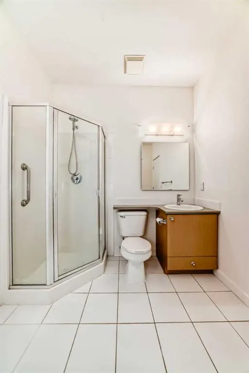 1010 Centre Avenue NE, #408