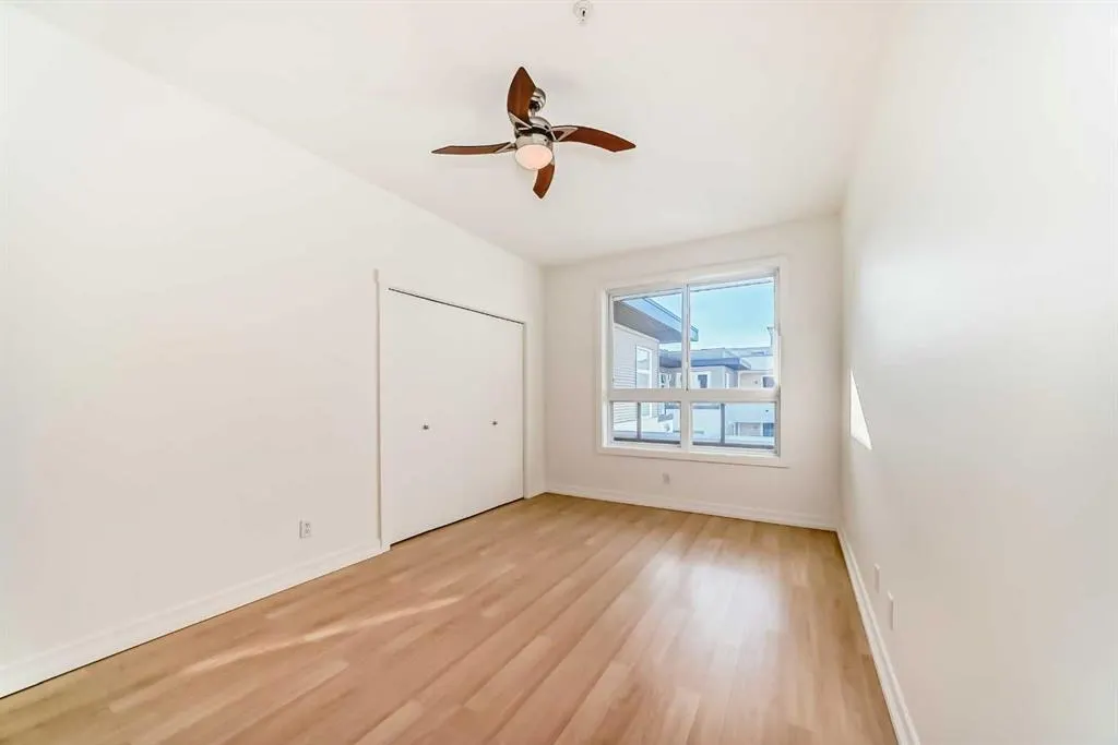 1010 Centre Avenue NE, #408