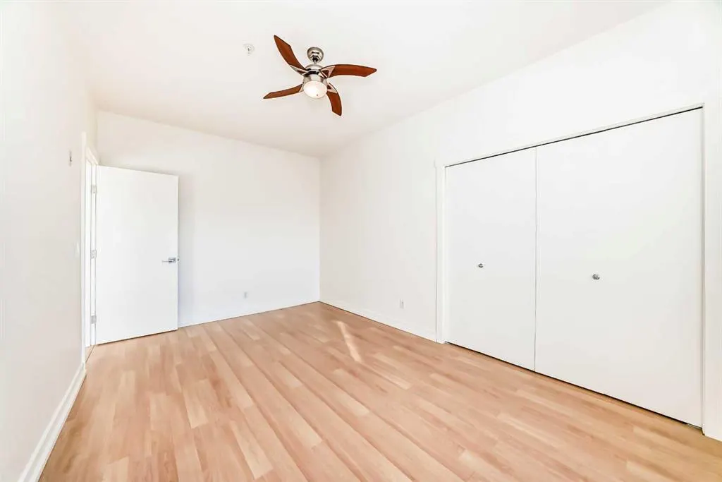 1010 Centre Avenue NE, #408