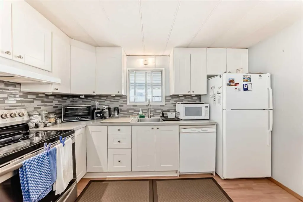 99 Arbour Lake Road NW, #69