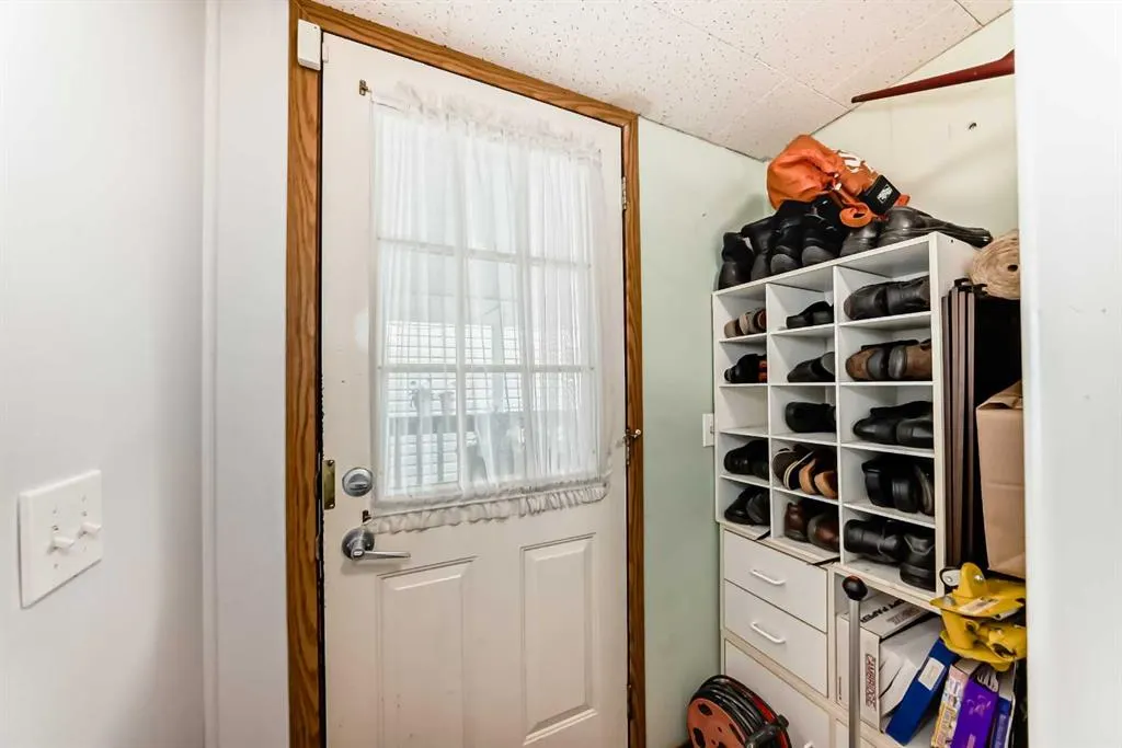 99 Arbour Lake Road NW, #69