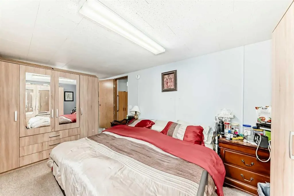 99 Arbour Lake Road NW, #69
