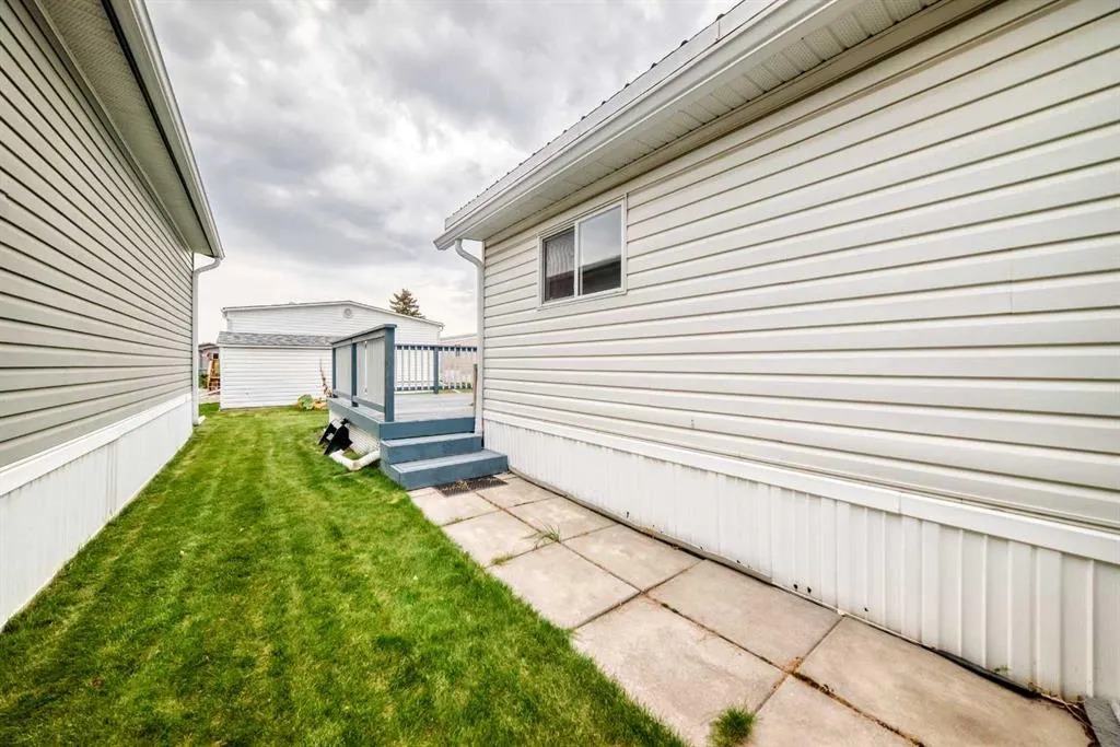 99 Arbour Lake Road NW, #69