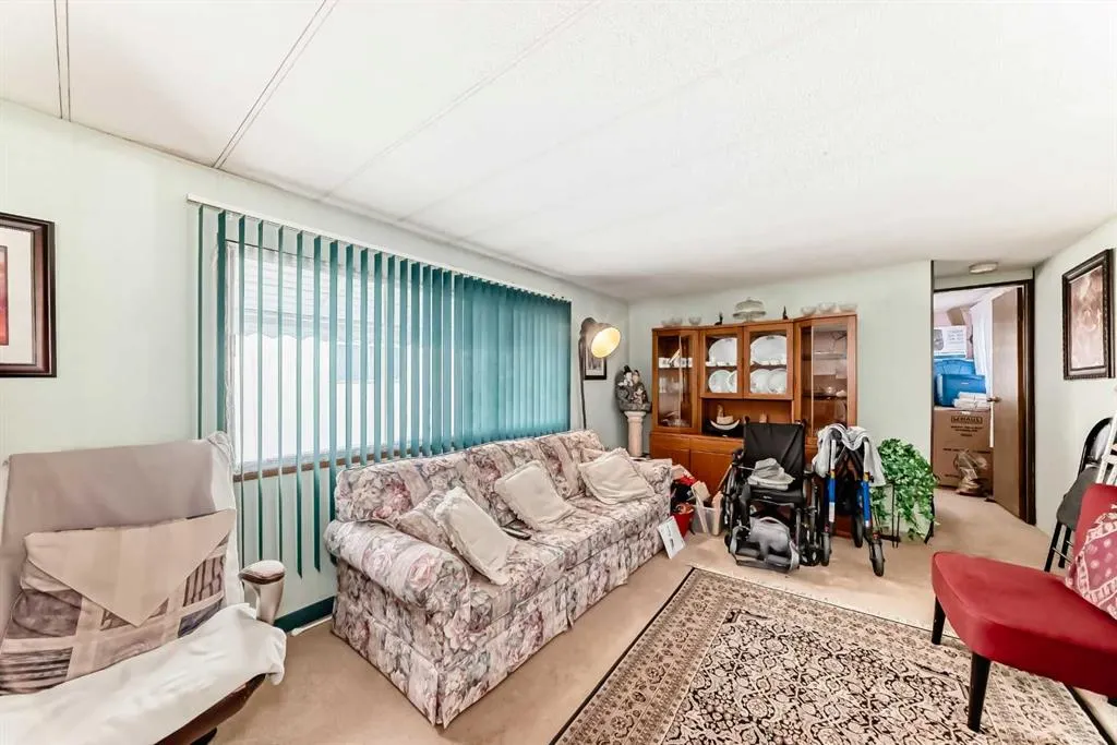 99 Arbour Lake Road NW, #69