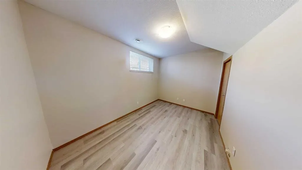 9225 93 Avenue, #401