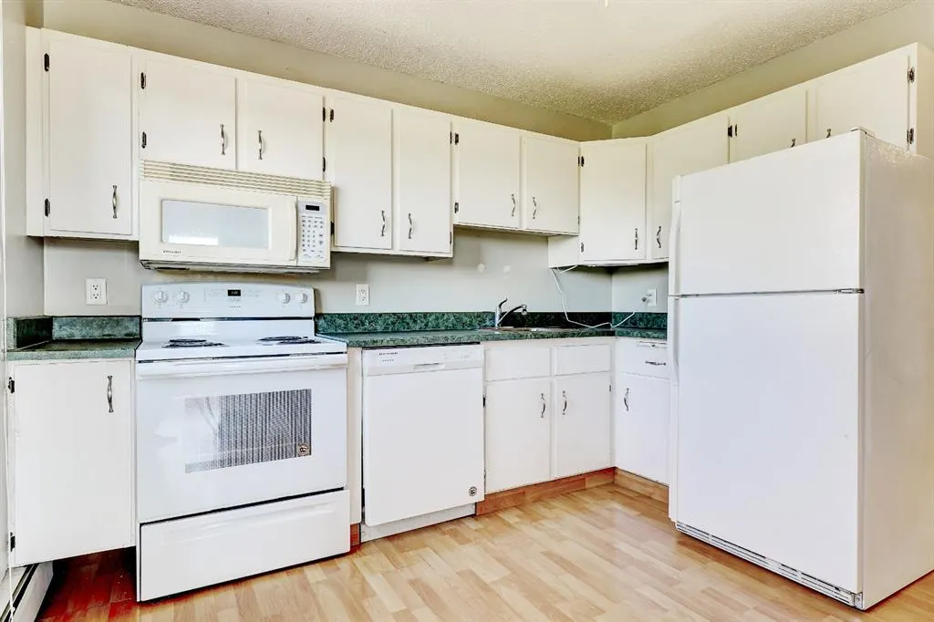 7201 Poplar Drive, #2212
