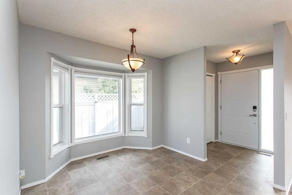 70 Ellenwood Drive