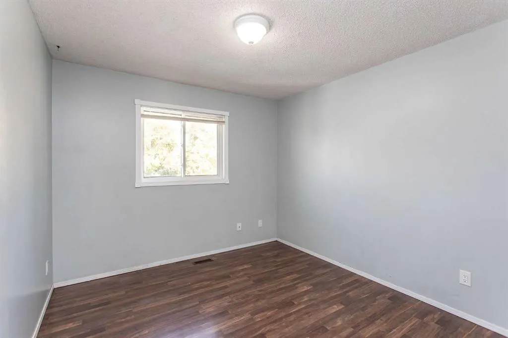 70 Ellenwood Drive