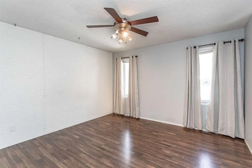 70 Ellenwood Drive