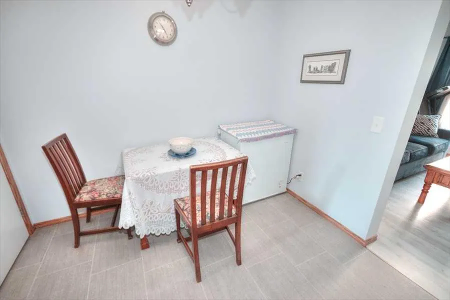 147 Somervale Park SW