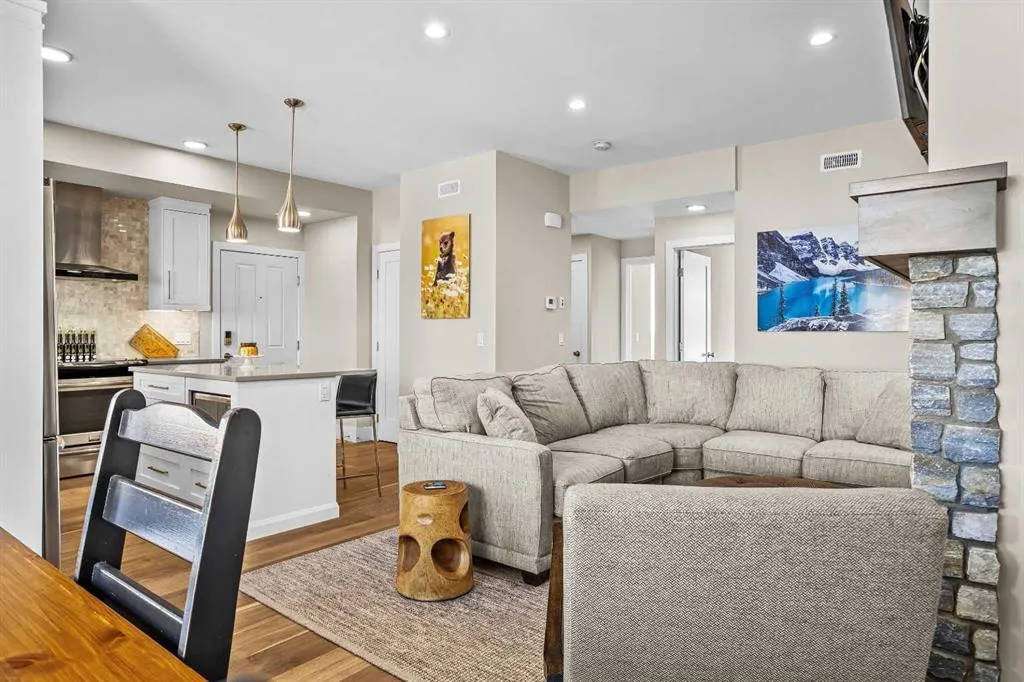 1101 Three Sisters Parkway, #202H