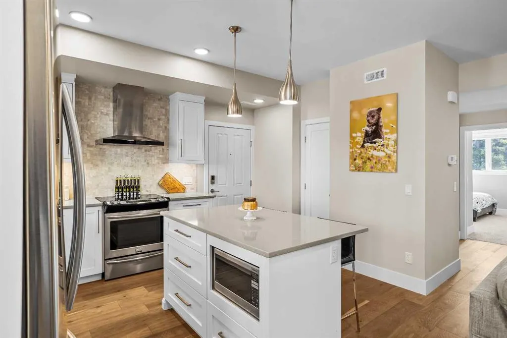 1101 Three Sisters Parkway, #202H