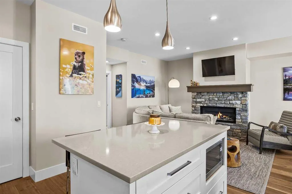 1101 Three Sisters Parkway, #202H