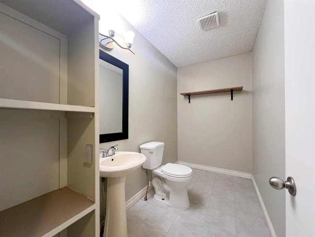 13 McKernan Road SE