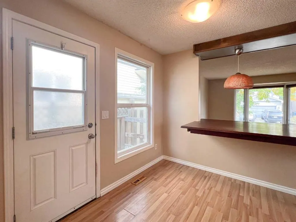 13 McKernan Road SE