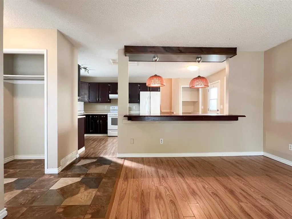 13 McKernan Road SE