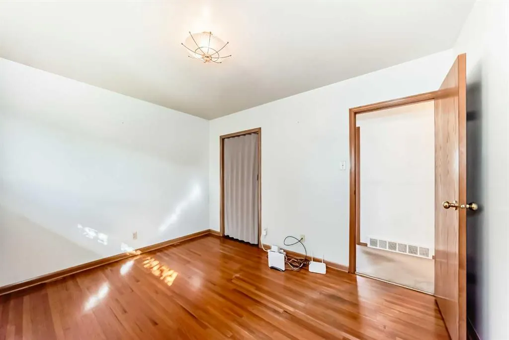 2017 44 Street SE
