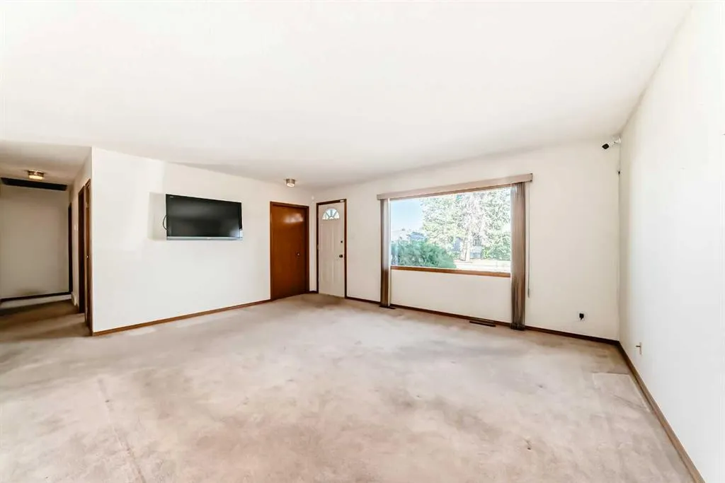 2017 44 Street SE