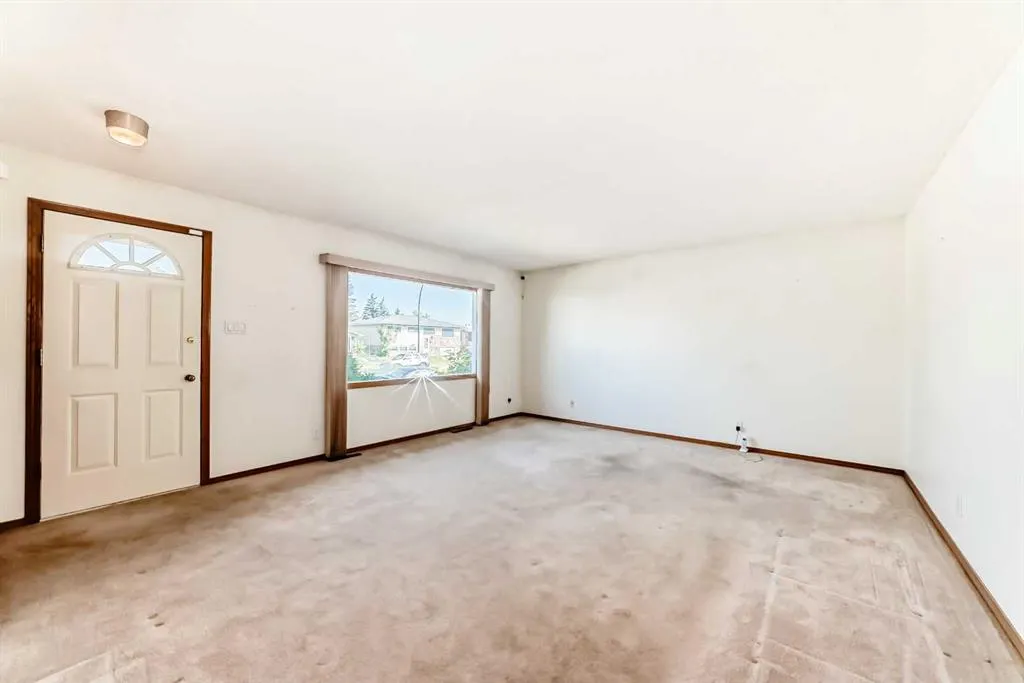 2017 44 Street SE