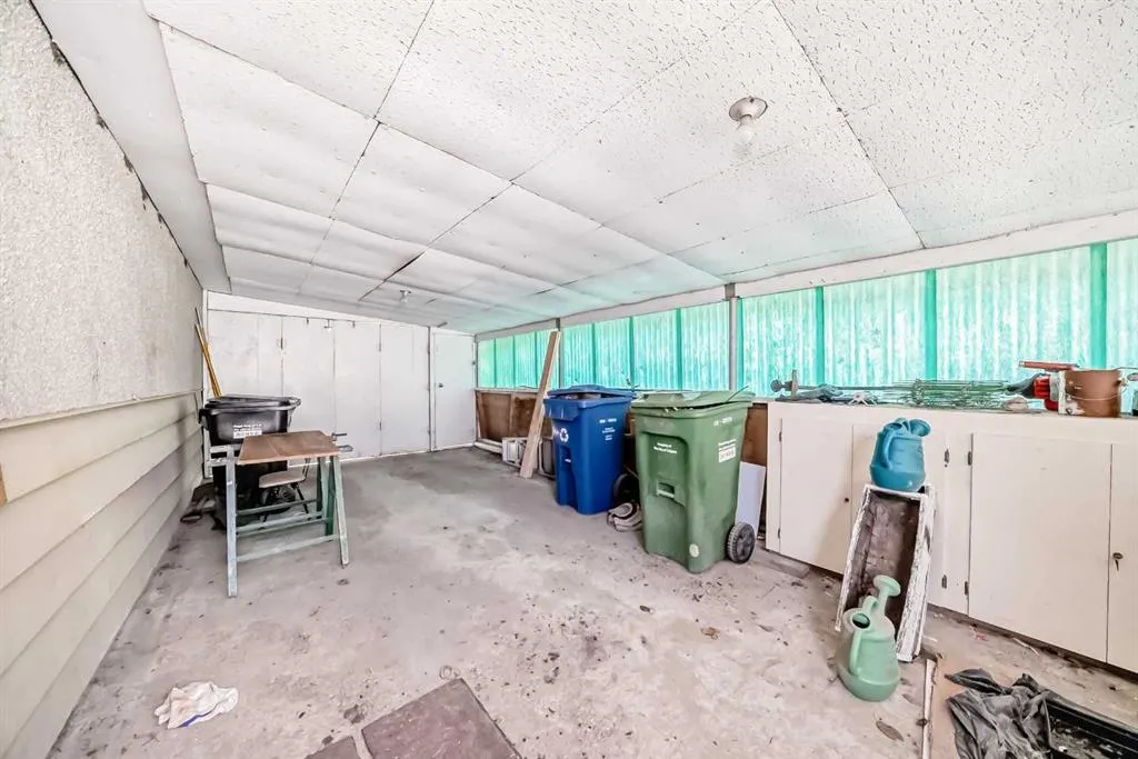 2017 44 Street SE