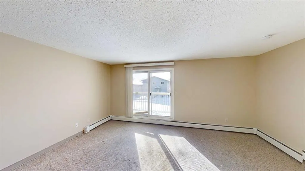 10028 105 Avenue, #7