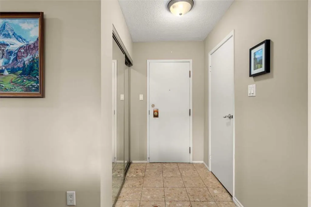 1334 14 Avenue SW, #403