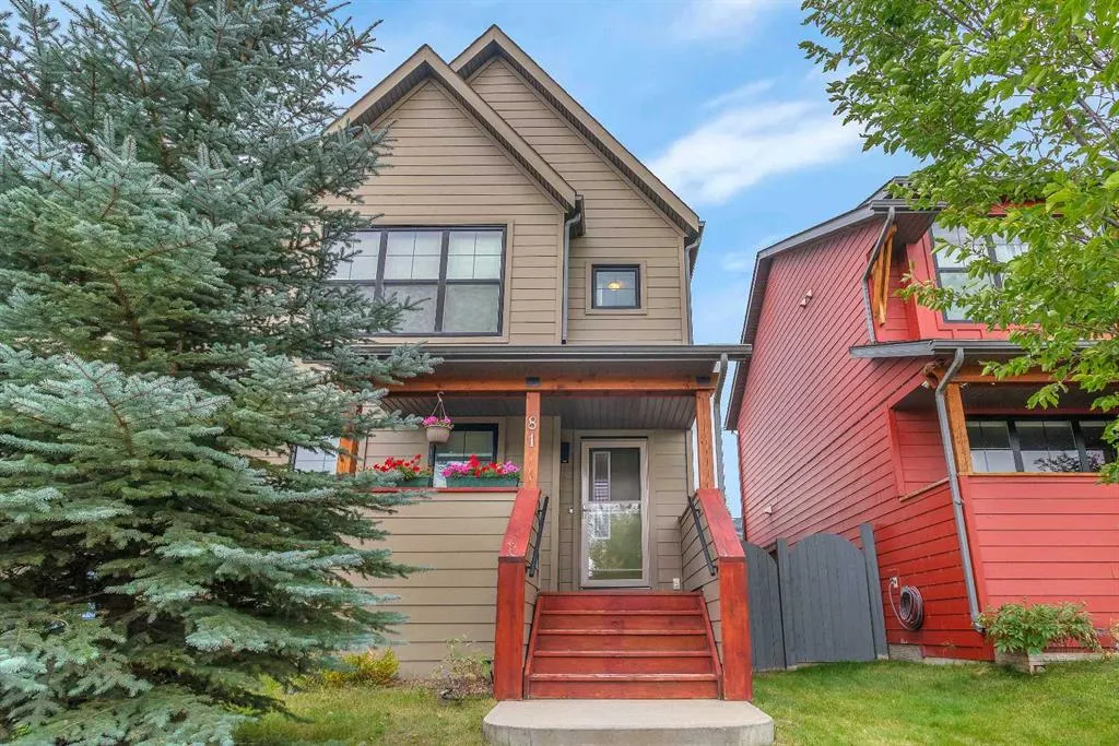 81 Walden Drive SE