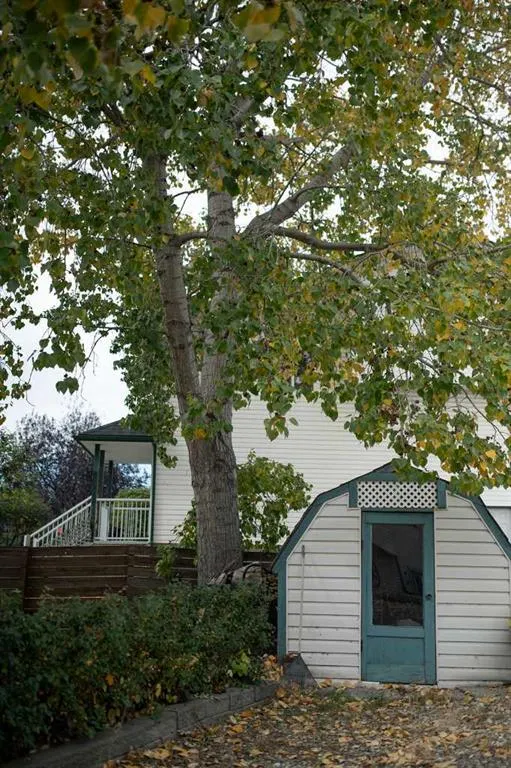22 Greenview Crescent
