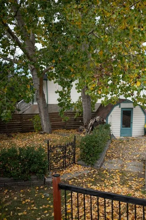 22 Greenview Crescent